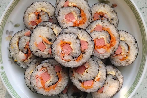 紫菜包饭的做法图解8