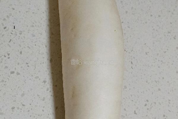 酸辣白萝卜条的做法图解1