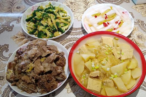 炖排骨的做法图解12