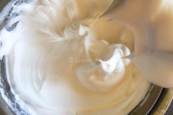 黑芝麻戚风蛋糕的做法图解5