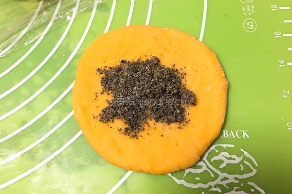 南瓜喜饼+芝麻核桃味的做法图解11