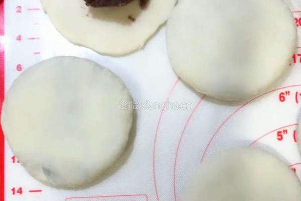 豆沙饼的做法图解5