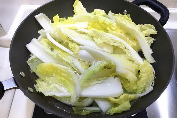 蒜蓉娃娃菜的做法图解2