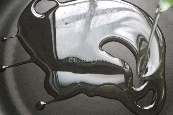 豆芽炒肉的做法图解3