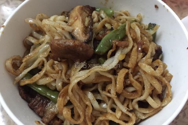 豆角土豆蘑菇肉焖面