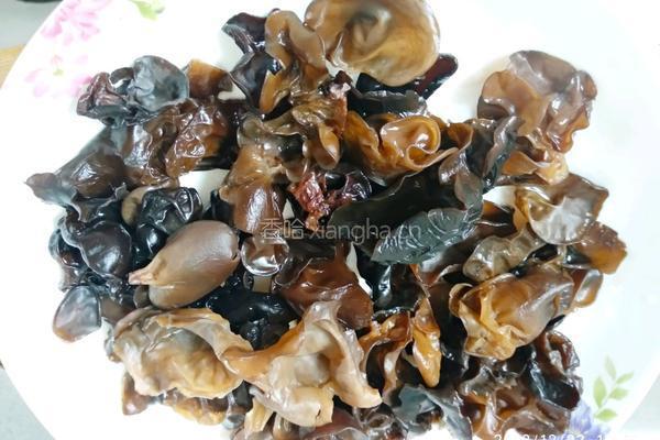 皮皮虾肉三鲜饺子的做法图解6