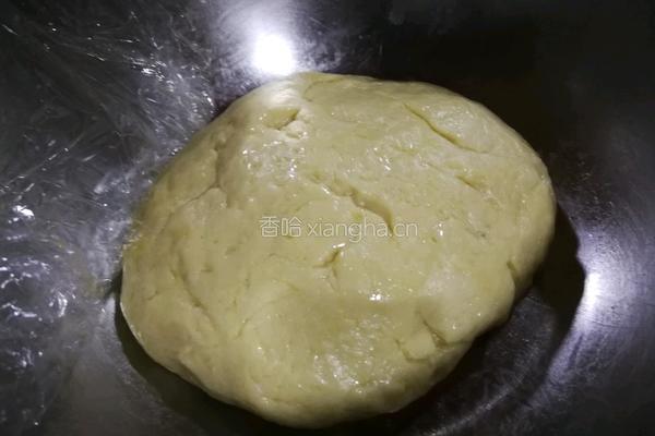 蔓越莓椰蓉软欧的做法图解3