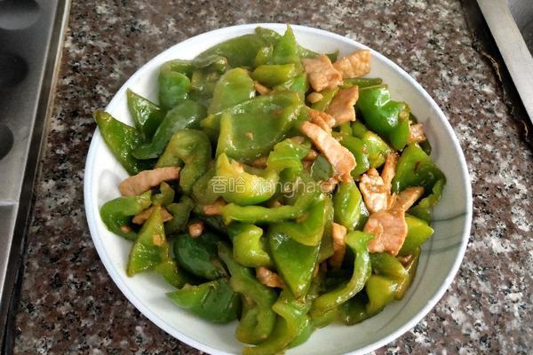 肉片炒圆椒的做法图解7