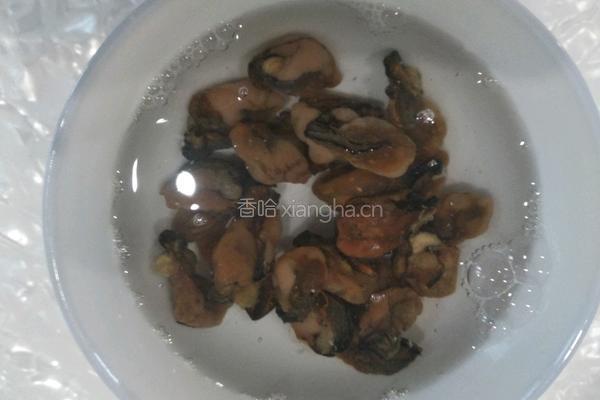 剁椒炒海蛎的做法图解2