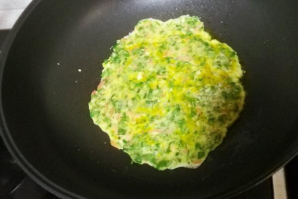 芹菜叶鸡蛋饼的做法图解6