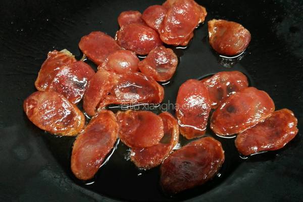 西兰花炒腊肠的做法图解5