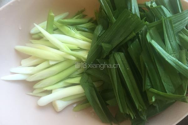 青蒜炒肉的做法图解3