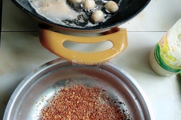 香脆油炸鹌鹑蛋的做法图解5