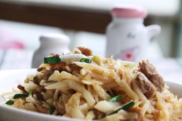  孜然肉片萝卜丝的做法图解12