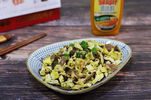 糟菜炒鞭笋