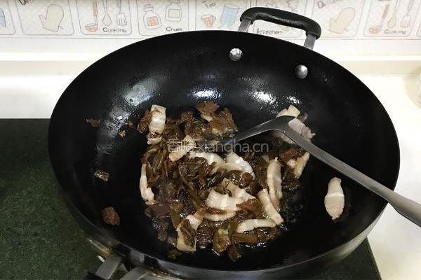 糟菜炒鞭笋的做法图解4