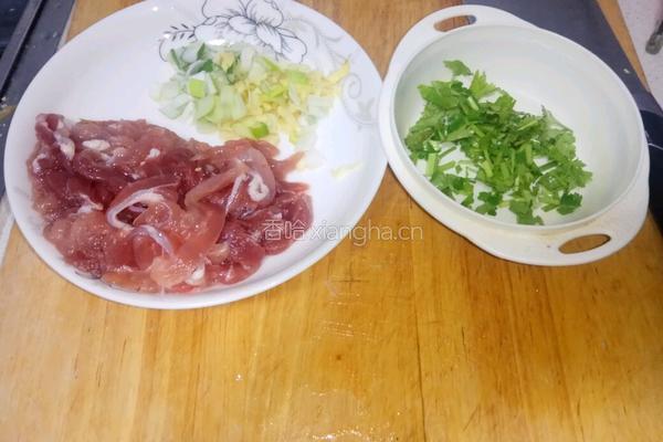 肉丝手擀面的做法图解1