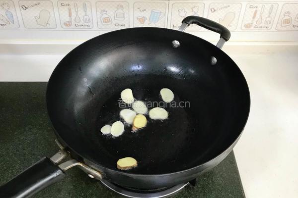 韭菜炒河虾的做法图解4