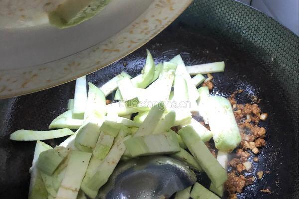 肉沫茄条的做法图解10