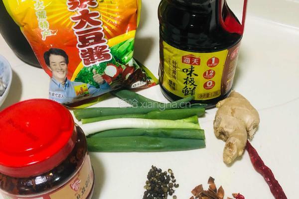酱香鸡爪的做法图解1