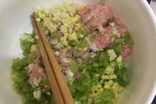 香菇酿肉的做法图解3
