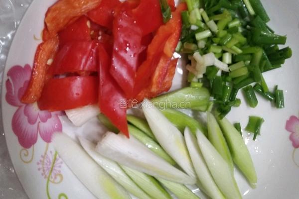 白萝卜香干炒五花肉的做法图解4