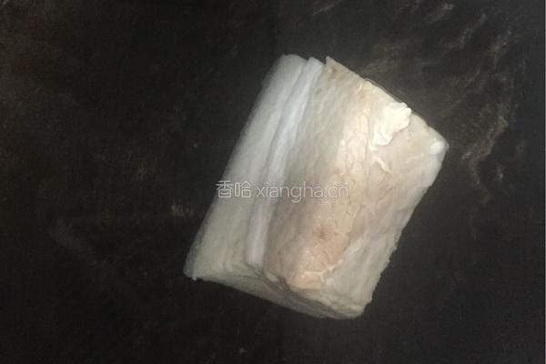 蒜泥白肉的做法图解1