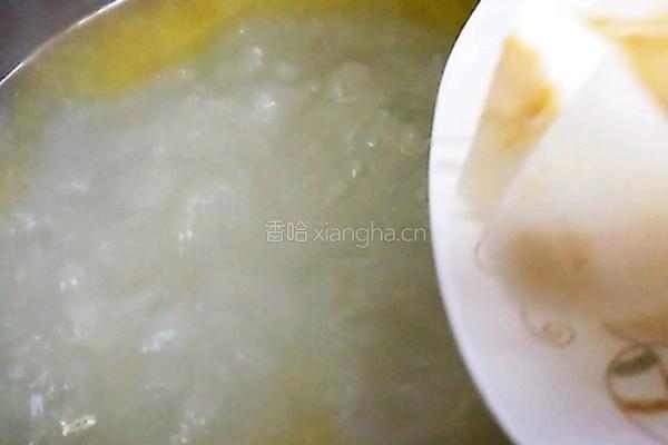 雪梨炖萝卜的做法图解3