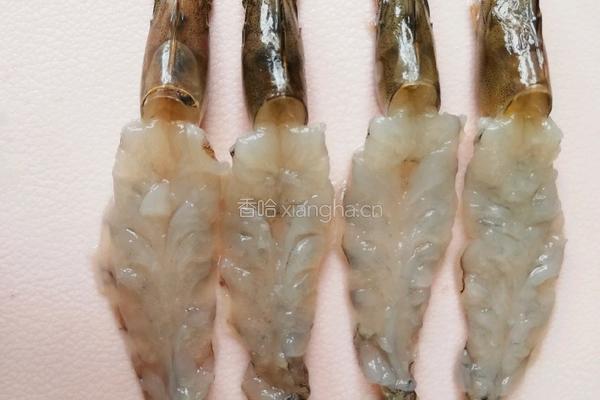 蒜蓉粉丝蒸虾的做法图解1