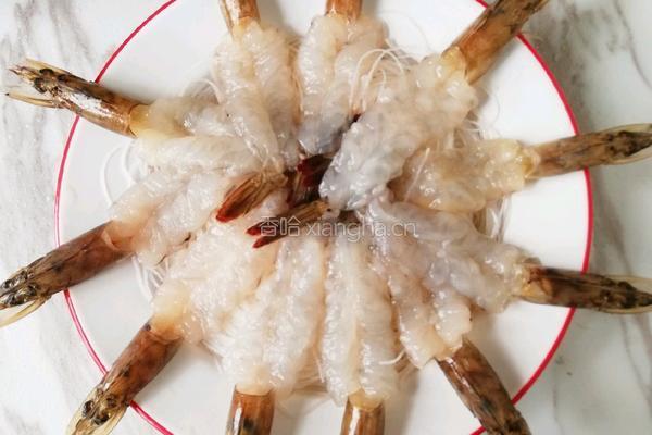 蒜蓉粉丝蒸虾的做法图解4