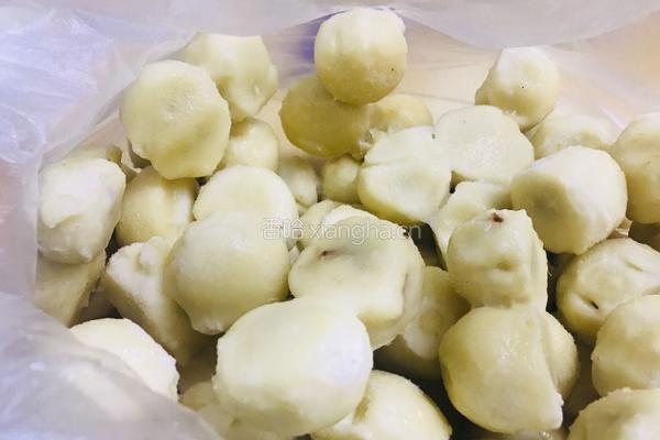 煎粘豆包的做法图解1