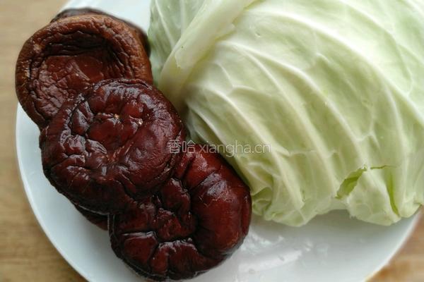 山珍包菜的做法图解1