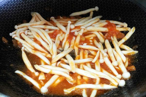 【新素食- 茄汁海鲜菇】的做法图解5