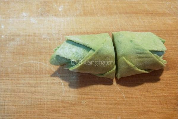 新文美食 菠菜玫瑰面点的做法图解12