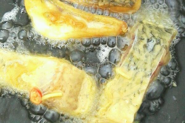 香辣脆酥炸鱼块的做法图解10