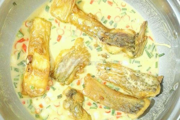 酥脆香辣炸鱼块的做法图解13
