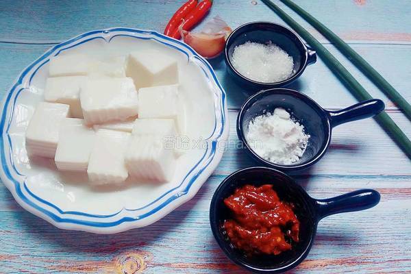 红烧豆腐的做法图解1