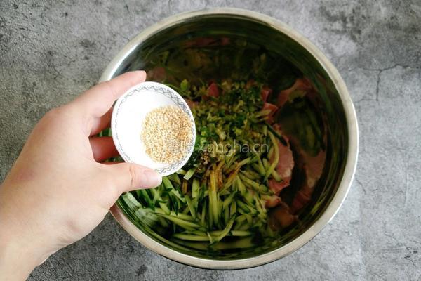 东北凉拌猪头肉的做法图解7