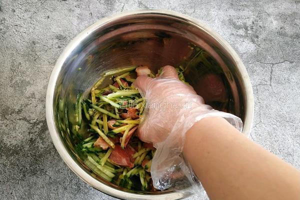 东北凉拌猪头肉的做法图解10