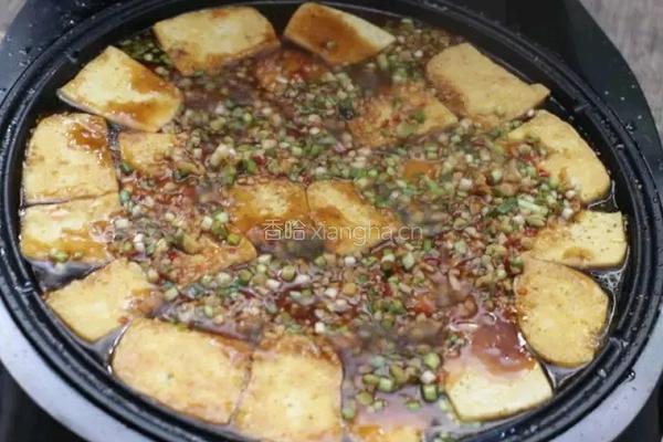 酱汁煎豆腐的做法图解8