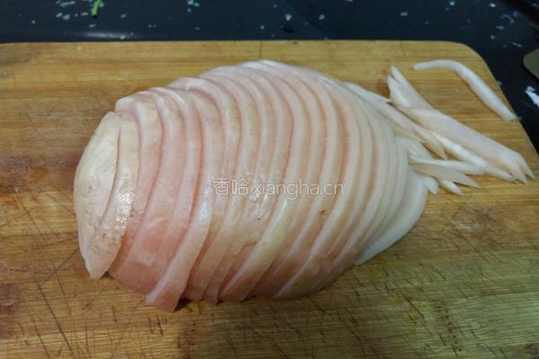 酸萝卜炒肉丝的做法图解1