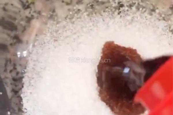 糖醋黑白菜的做法图解1