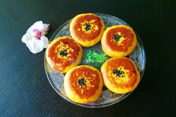 新文美食 南瓜红糖饼的做法图解17