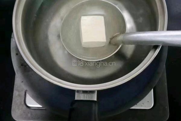 蛋黄豆腐碎面 (宝宝辅食）的做法图解3