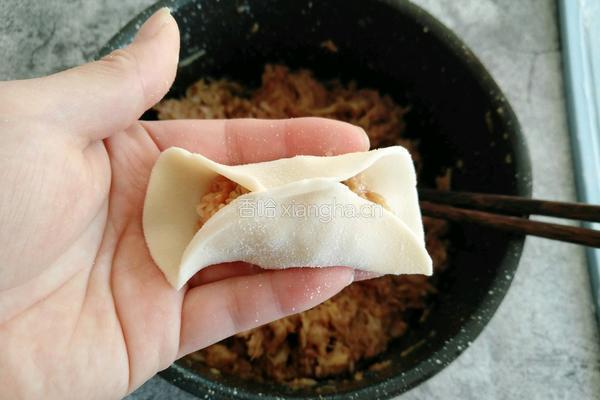 东北酸菜猪肉饺子的做法图解16