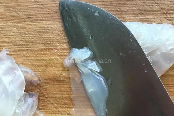 凉拌海蜇头的做法图解4