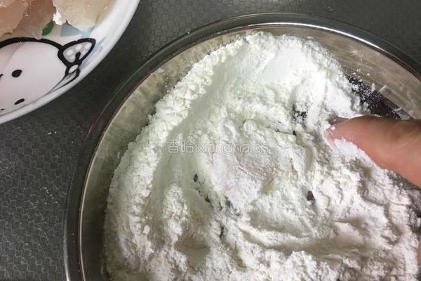 面包糠龙利鱼饼的做法图解3