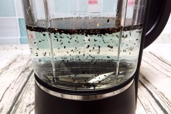黑豆黑芝麻浆（破壁机版）的做法图解5