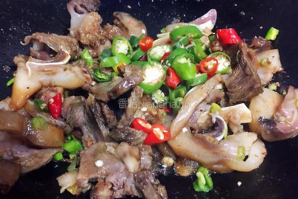 回锅猪头肉的做法图解8