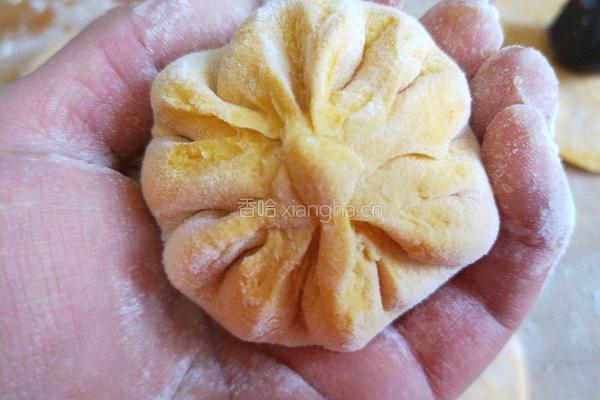 新文美食 南瓜玫瑰细沙包的做法图解13